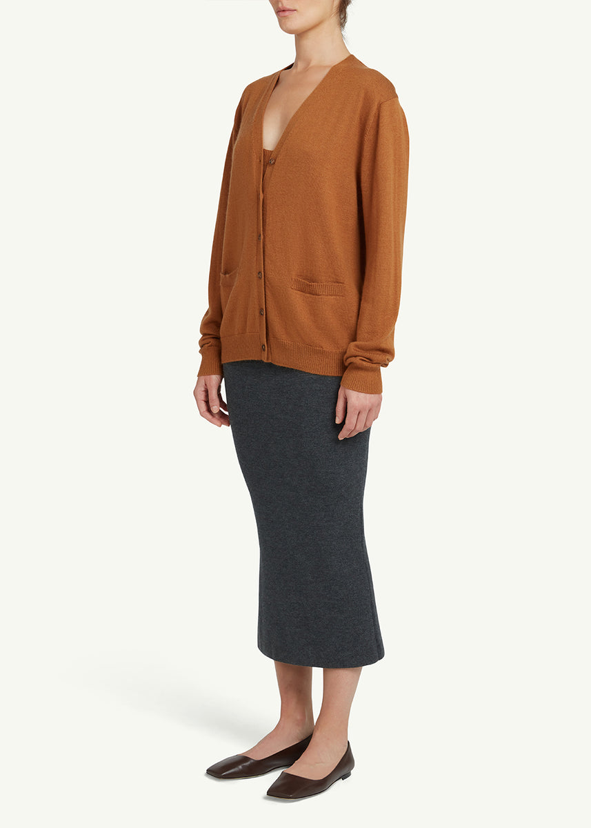 BROWN FINE KNIT CASHMERE CARDIGAN – CiL